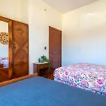 Spacious In Costa Rossa *