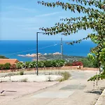 Spacious In Costa Rossa