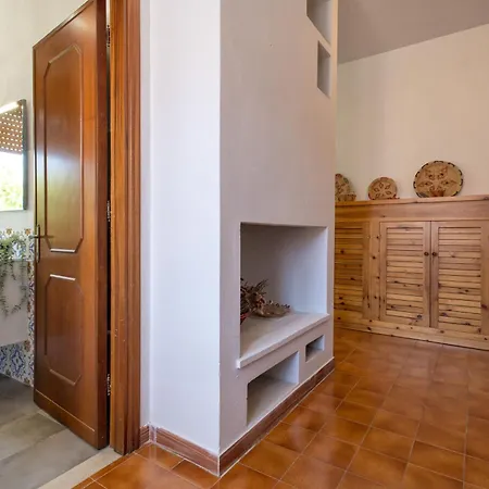Spacious In Costa Rossa