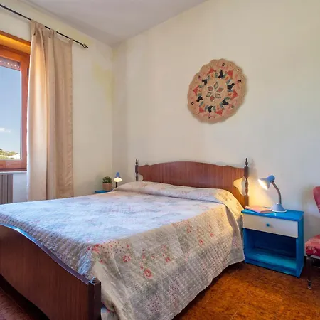 Spacious In Costa Rossa 度假居 *