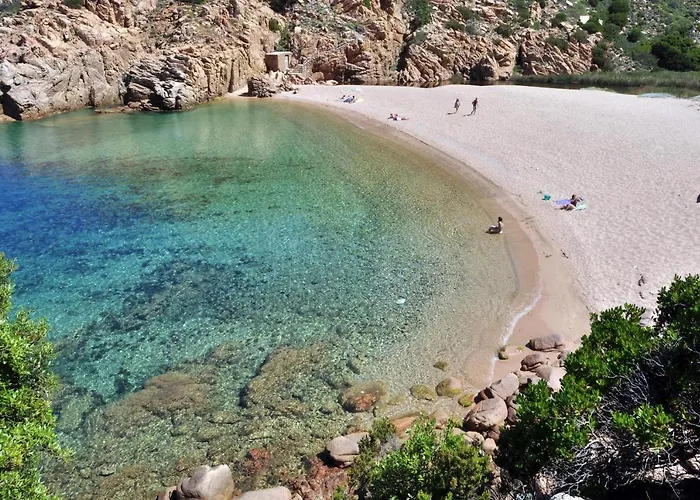 Spacious In Costa Rossa